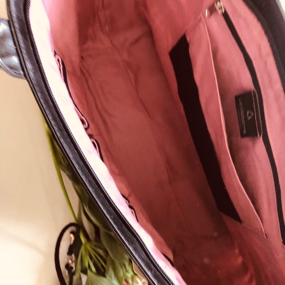 Striped Black and white bag. - Picture 2 of 2